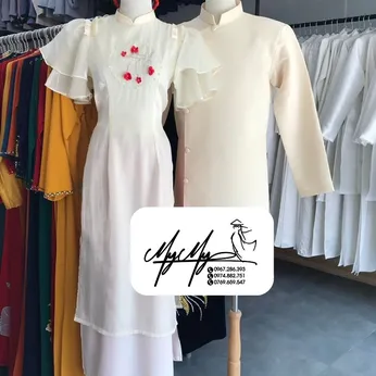 ÁO DÀI BƯNG QUẢ CẶP KEM HOA ĐỎ