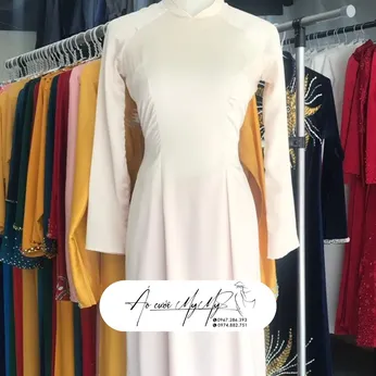 ÁO DÀI BƯNG QUẢ NỮ KEM TRUYỀN THỐNG