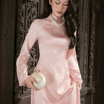 ÁO DÀI BƯNG QUẢ NỮ HỒNG HƯƠNG QUỲNH