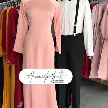 ÁO DÀI BƯNG QUẢ CẶP HỒNG TRUYỀN THỐNG VÀ ĐAI CHỮ Y