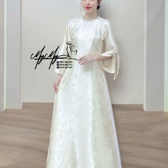ÁO DÀI BƯNG QUẢ NỮ GẤM TRÚC ĐÀO