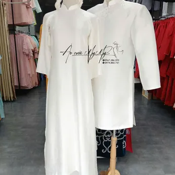 ÁO DÀI CẶP TRẮNG GẤM PHOM SUÔNG