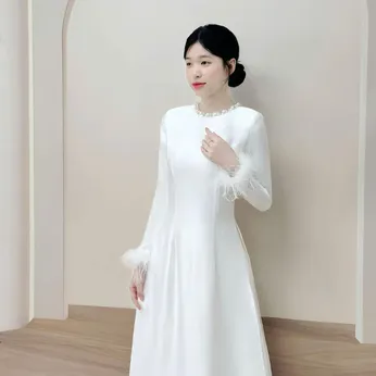ÁO DÀI CÔ DÂU TRẮNG CỔ TRÒN TAY KẾT LÔNG VŨ