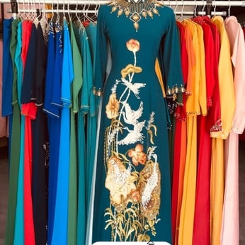 ÁO DÀI SUI XANH THÊU HOA SEN VÀ CHIM HẠC