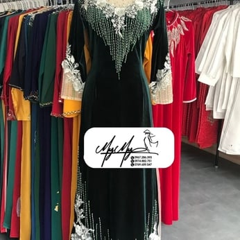 ÁO DÀI SUI XANH ĐÍNH KẾT HOA HỒNG TRẮNG