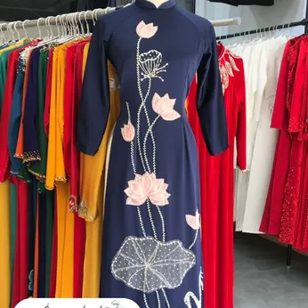 ÁO DÀI SUI XANH KẾT HOA SEN HỒNG