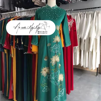 ÁO DÀI BÀ SUI XANH KẾT HOA SEN VÀNG