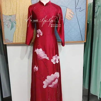ÁO DÀI BÀ SUI ĐỎ ĐÍNH KẾT HOA SEN