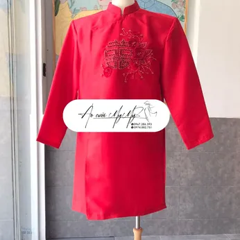 ÁO DÀI CHÚ RỂ ĐỎ CHỮ HỶ VÀ HOA NỔI