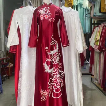 ÁO DÀI SUI ĐỎ THÊU HOA MAI TRẮNG