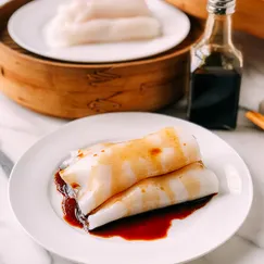 Bánh cuốn tôm - 10 cái/khay