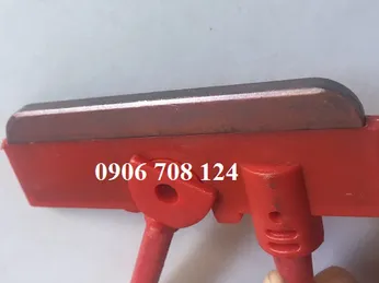 Lá than cầu trục 60A 100A là gì?