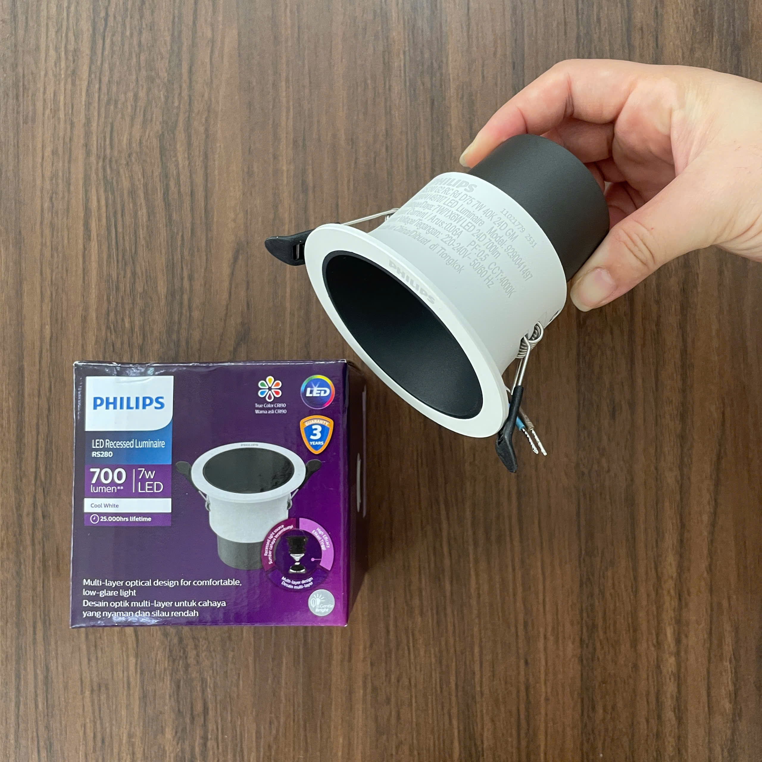 Ánh sáng trung tính 4000K tạo điểm nhấn nghệ thuật