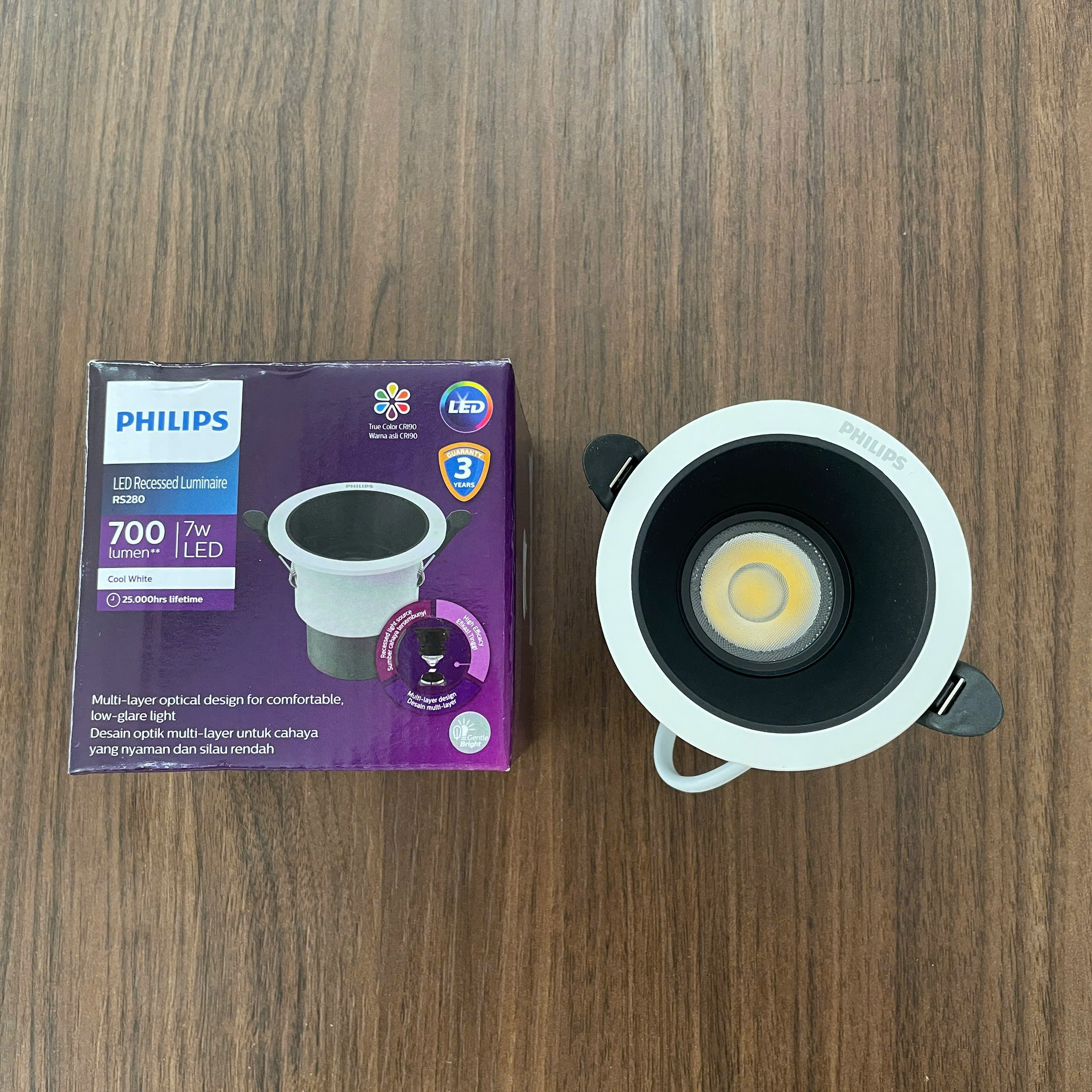 Hiệu suất chiếu sáng vượt trội từ đèn downlight âm trần chiếu điểm LED Philips