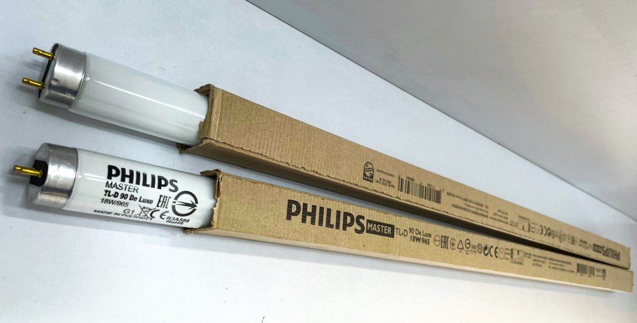 Bóng đèn huỳnh quang thẳng soi màu Philips D65 mang lại ánh sáng chân thực cho mọi không gian chuyên nghiệp.