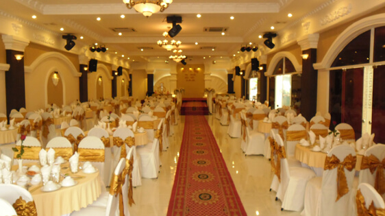 Bộ đèn downlight LED âm trần Vuông Philips DN027B LED12/CW L150 SQ 15W/6500k Bộ đèn downlight LED âm trần Vuông Philips DN027B LED12/CW L150 SQ 15W/6500k