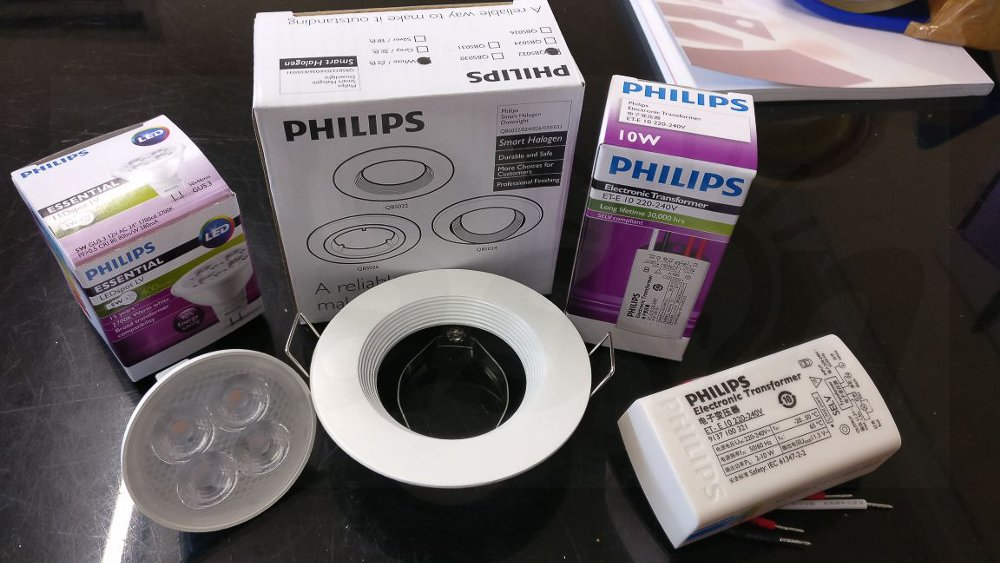 Chóa đèn downlight âm trần chiếu điểm Led Philips QBS022 Chóa đèn downlight âm trần chiếu điểm Led Philips QBS022