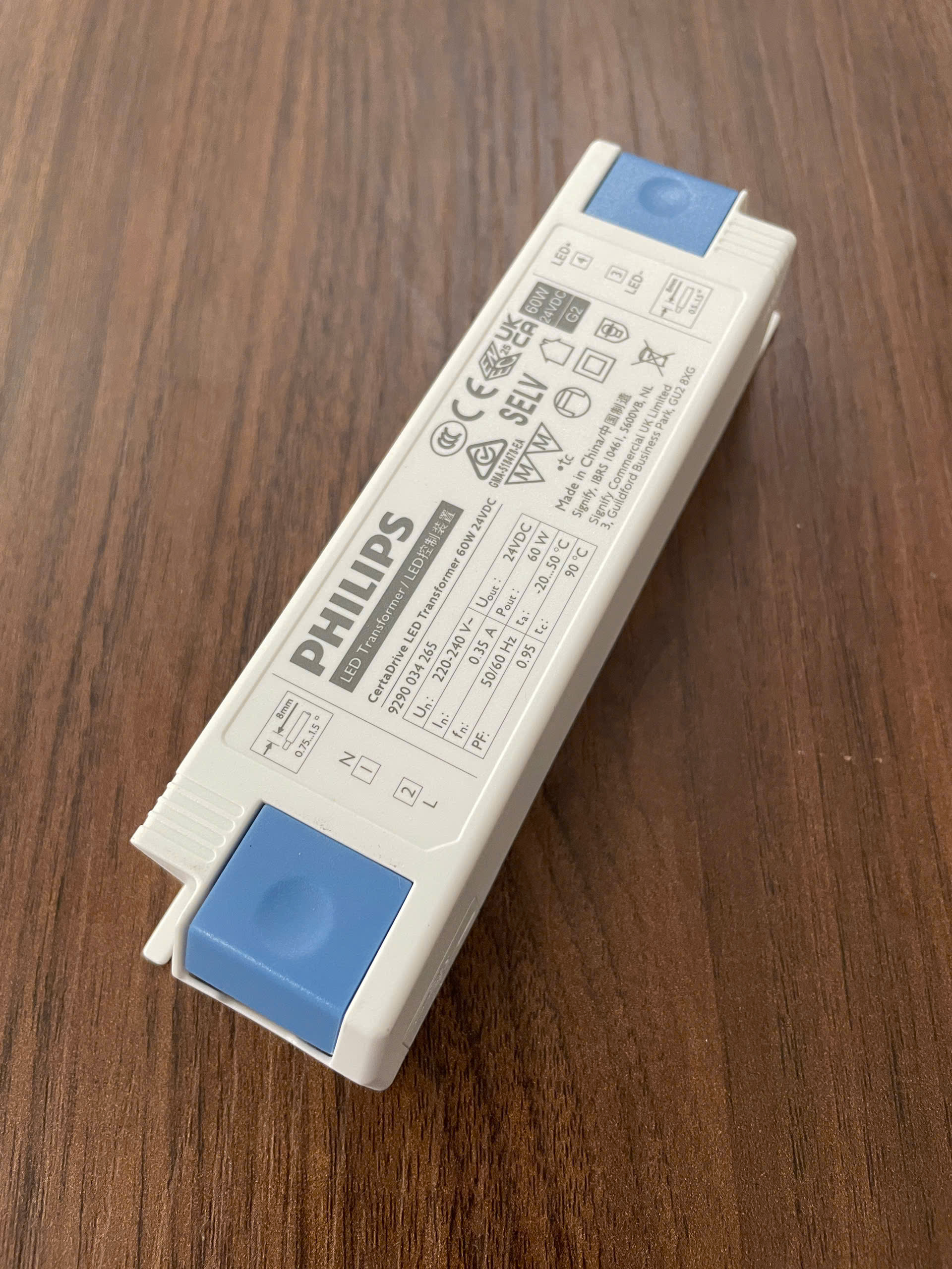 Nguồn Philips Driver điện tử đèn LED dây CertaDrive 60W 24VDC