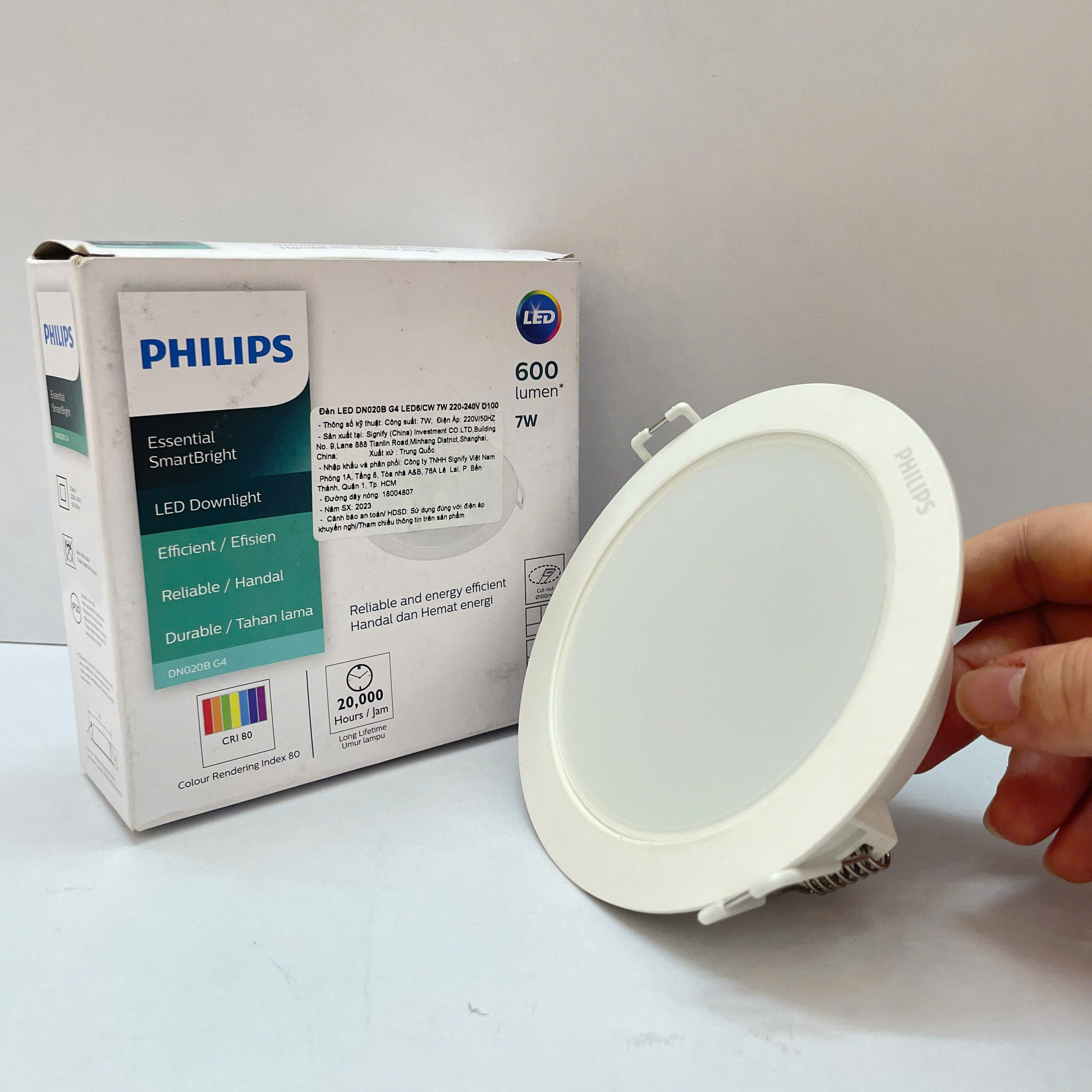 Không gian sống đẳng cấp với đèn Philips