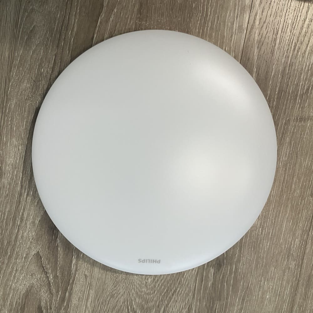 Ánh sáng trắng tự nhiên 6500K của đèn Philips CL200