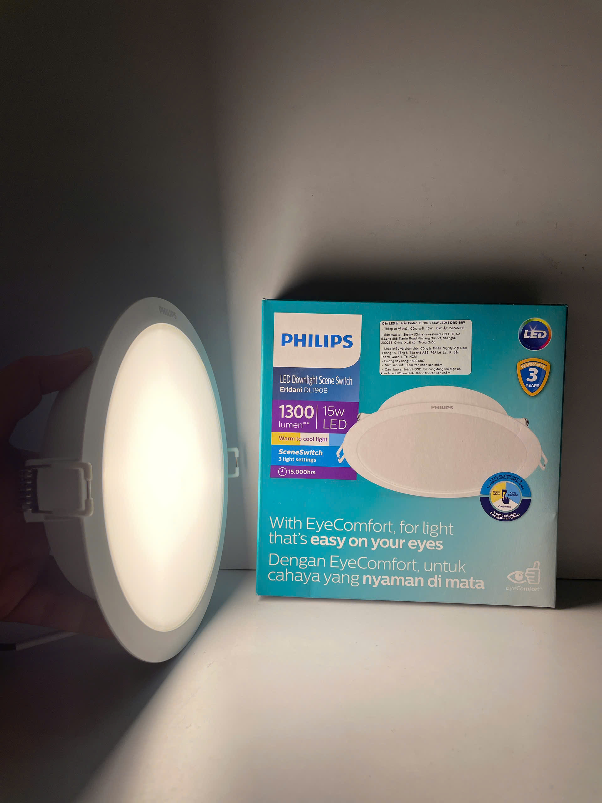 Ứng dụng đèn Philips Eridani cho phòng khách