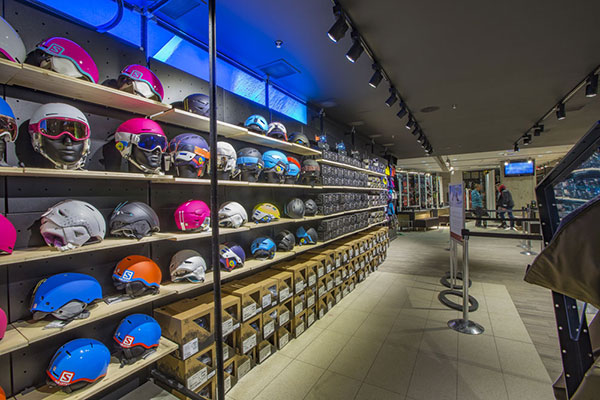 Đèn lắp thanh ray chiếu điểm Led Philips Tracklight ST030T 14W 3000K 220V Quang thông 1200Lm Đèn lắp thanh ray chiếu điểm Led Philips Tracklight ST030T 14W 3000K 220V Quang thông 1200Lm