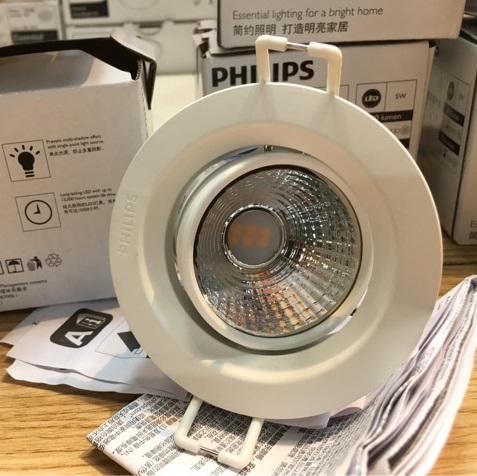 Bộ đèn downlight âmần chiếu điểm LED Philips KYANITE