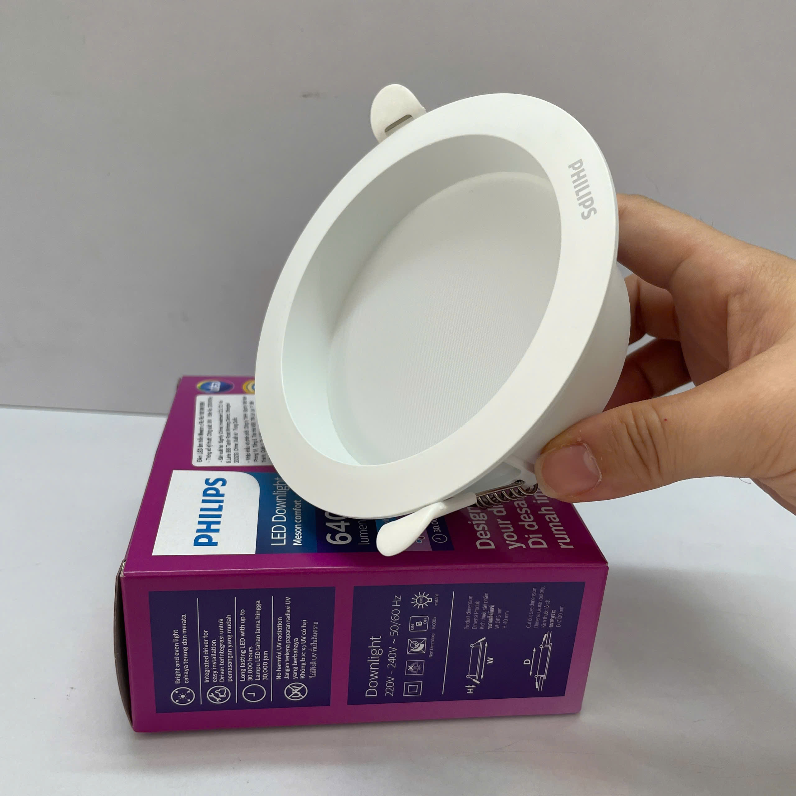 Đèn Led Philips Meson c Rc Rd D100 tạo không gian đầy cảm hứng