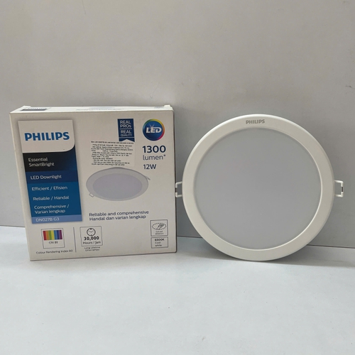 Trải Nghiệm Ánh Sáng Hoàn Hảo: Đèn Downlight Âm Trần LED Philips DN027B SmartBright G3 12W. Nâng Tầm Mọi Khoảnh Khắc.