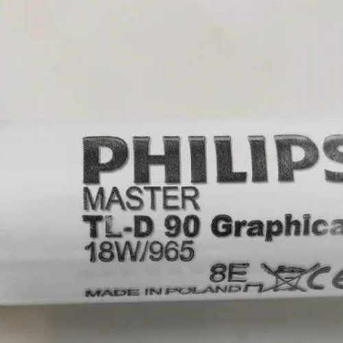 Tái Định Nghĩa Sắc Màu: Khám Phá Bóng Đèn Philips Master Graphica D65 – Chuẩn Mực Mới Của Sự Hoàn Hảo.