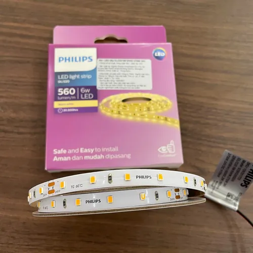 Hé Lộ Vẻ Đẹp Tinh Tế: Đèn trang trí LED dây Philips DLI320 5M 6W/M 2700K 560LM 24V– Ánh Sáng Kiến Tạo Không Gian Đẳng Cấp Ngay Hôm Nay!