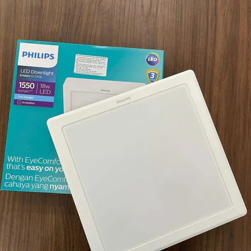 Nâng Tầm Ánh Sáng: Đèn Led ốp nổi vuông Philips DL190B Eridani SQ Surface LED15 L200 18W 865 1550lm – Kiến Tạo Không Gian Hoàn Hảo