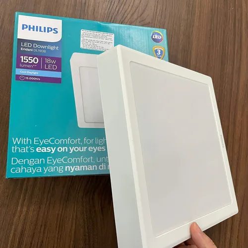 Nâng Tầm Ánh Sáng: Đèn Led ốp nổi vuông Philips DL190B Eridani SQ Surface LED15 L200 18W 865 1550lm – Kiến Tạo Không Gian Hoàn Hảo