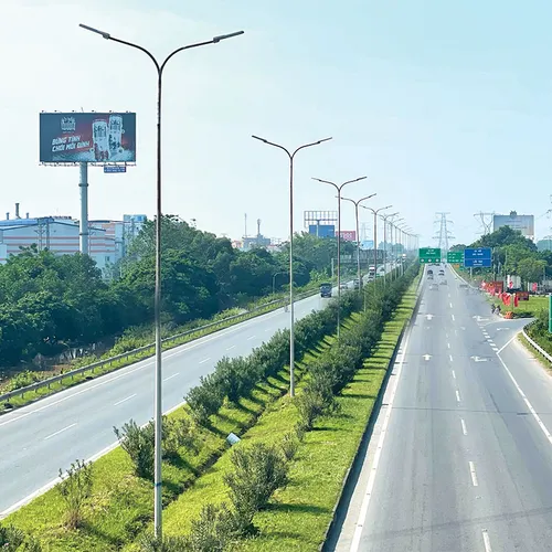 Khai Phá Ánh Sáng Tinh Hoa: Đèn Đường Led Streetlight Philips Inside BRP372 145W/W/NW/CW – Kiến Tạo Đô Thị Vượt Trội