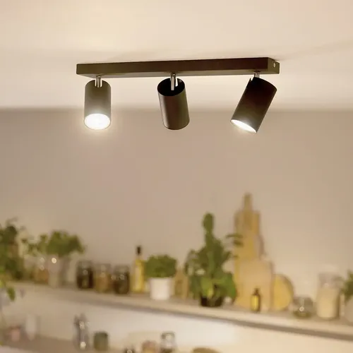 Trải nghiệm không gian ấm cúng với bóng đèn chiếu điểm Spotlight  Philips Master LED 4.9-50W GU10 930 36D Dim