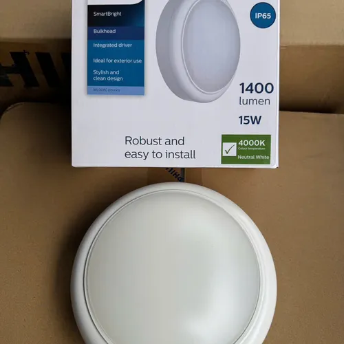 Ánh Sáng Vượt Mọi Giới Hạn. Khám Phá Đèn LED Ốp Trần Chống Ẩm Philips SmartBright Bulkhead WL008C 15W.