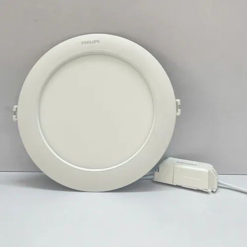 Ánh Sáng Tái Định Nghĩa Không Gian. Khám Phá Đèn Downlight Âm Trần Siêu Mỏng LED Slim Philips DL262 12W 4000K.