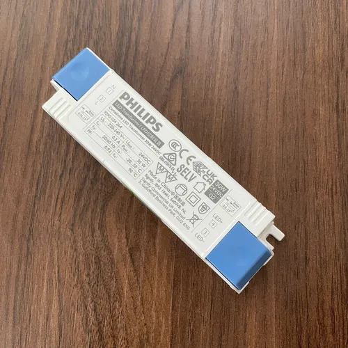 Kiến Tạo Ánh Sáng Tinh Tế. Khám Phá Nguồn Philips Driver CertaDrive 30W 24VDC.