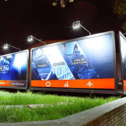 Thắp Sáng Tầm Nhìn, Kiến Tạo Tương Lai. Trải Nghiệm Đèn Pha Led Ngoài Trời Floodlight Philips BVP150 LED150/CW PSU 150W SWB G3 GM 6500K IP65.