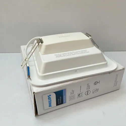 Tái định nghĩa không gian sống. Trải nghiệm ngay Đèn downlight âm trần vuông Led Philips DN027B Led SmartBright G3 LED9/CW 9W L125 SQ 4000K 950lm.
