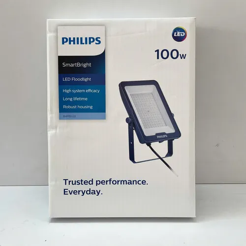 Tái định nghĩa màn đêm. Trải nghiệm Đèn pha led Floodlight ngoài trời Philips BVP151 LED120/CW PSU 100W SWB G3 GM 6500K IP65.