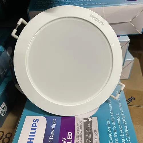 Ánh sáng định hình không gian. Trải nghiệm Đèn downlight âm trần Led Philips Eridani DL190B LED6 D100 7W 840 WH SNI 4000K 550lm.