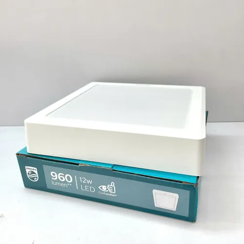 Đèn Led Ốp Nổi Vuông Philips Eridani SQ: Nơi Ánh Sáng Chạm Đến Hoàn Mỹ. Khám Phá Ngay.