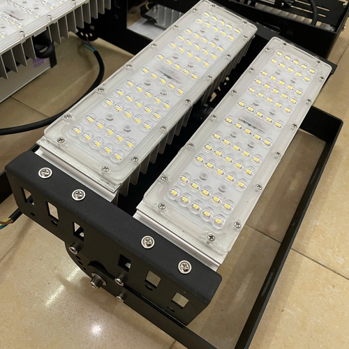 [Philips Inside] Đèn Pha LED Modules Chiếu Sáng Công Trường Xây Dựng Citilight CTL152M 100W LED150/CW 220-240V 15000LM