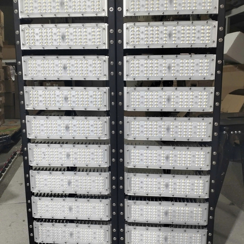 [Philips Inside] Đèn Pha LED Modules Chiếu Sáng Sân Vận Động Bóng Đá Thi Đấu Ngoài Trời Citilight CTL160M 1000W LED1500/CW 220-240V 150000LM
