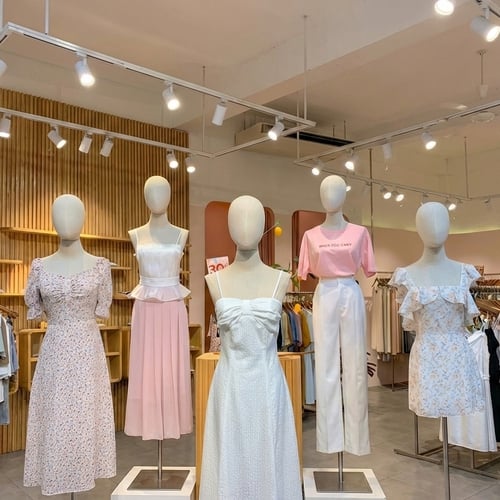 Khám phá Ánh sáng Tối ưu: Đèn Led Tracklighting Philips ST033T – Nâng tầm không gian sống của bạn ngay hôm nay!