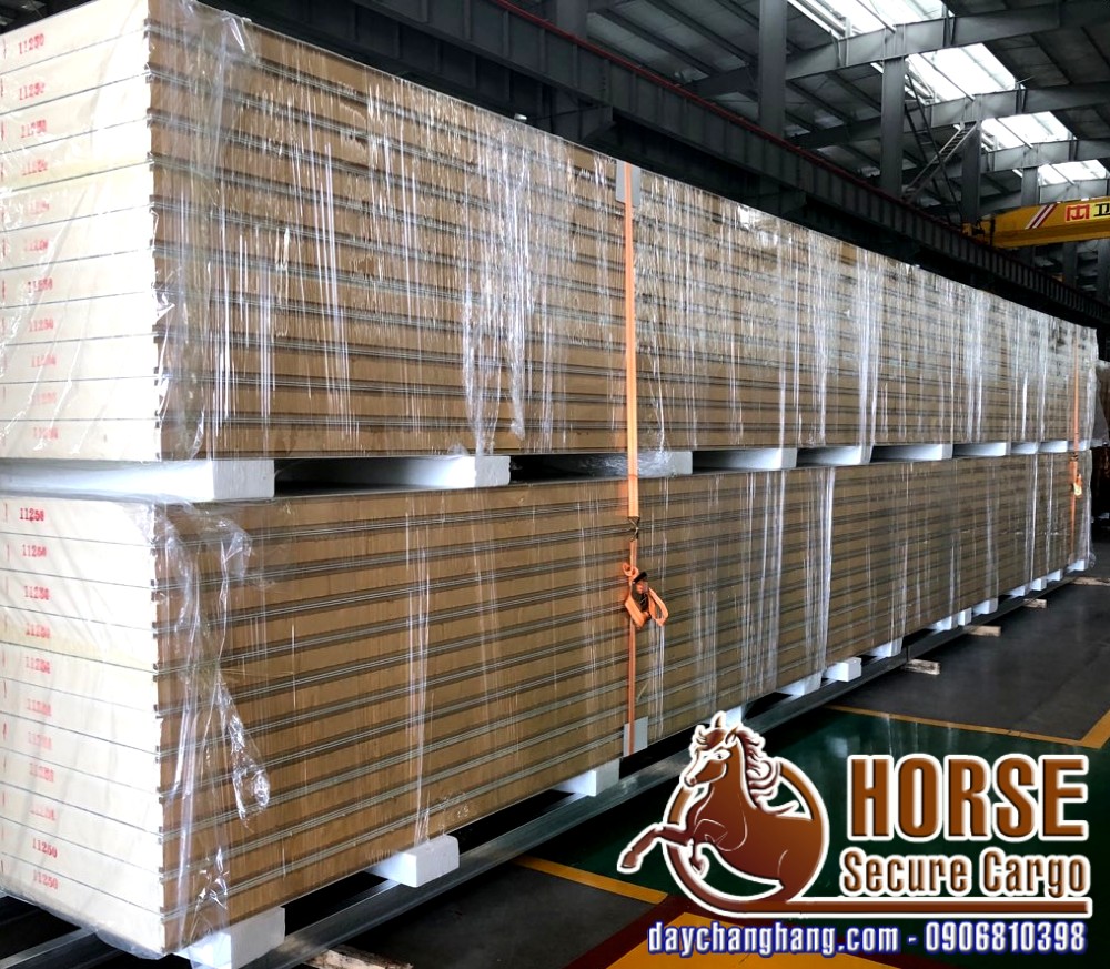 dây chằng hàng tăng đơ có móc chằng buộc cố định hàng hóa  dây chằng hàng tăng đơ có móc chằng buộc cố định hàng hóa