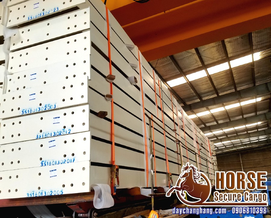 Sản phẩm dây cảo tăng đơ chằng hàng nặng xuất khẩu  Sản phẩm dây cảo tăng đơ chằng hàng nặng xuất khẩu