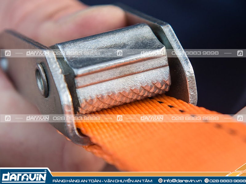 Cách sử dụng dây chằng hàng khóa cam móc J Cách sử dụng dây chằng hàng khóa cam móc J