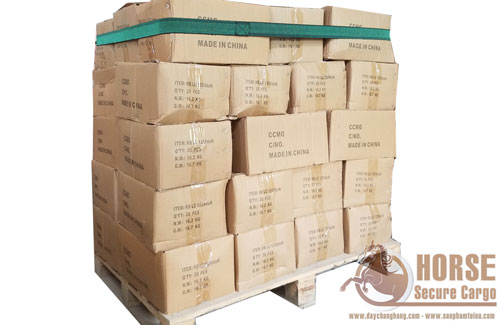 Ứng dụng Dây thun bản chằng pallet thay thế màng PE quấn pallet giúp giảm chi phí cho doanh nghiệp Ứng dụng Dây thun bản chằng pallet thay thế màng PE quấn pallet giúp giảm chi phí cho doanh nghiệp